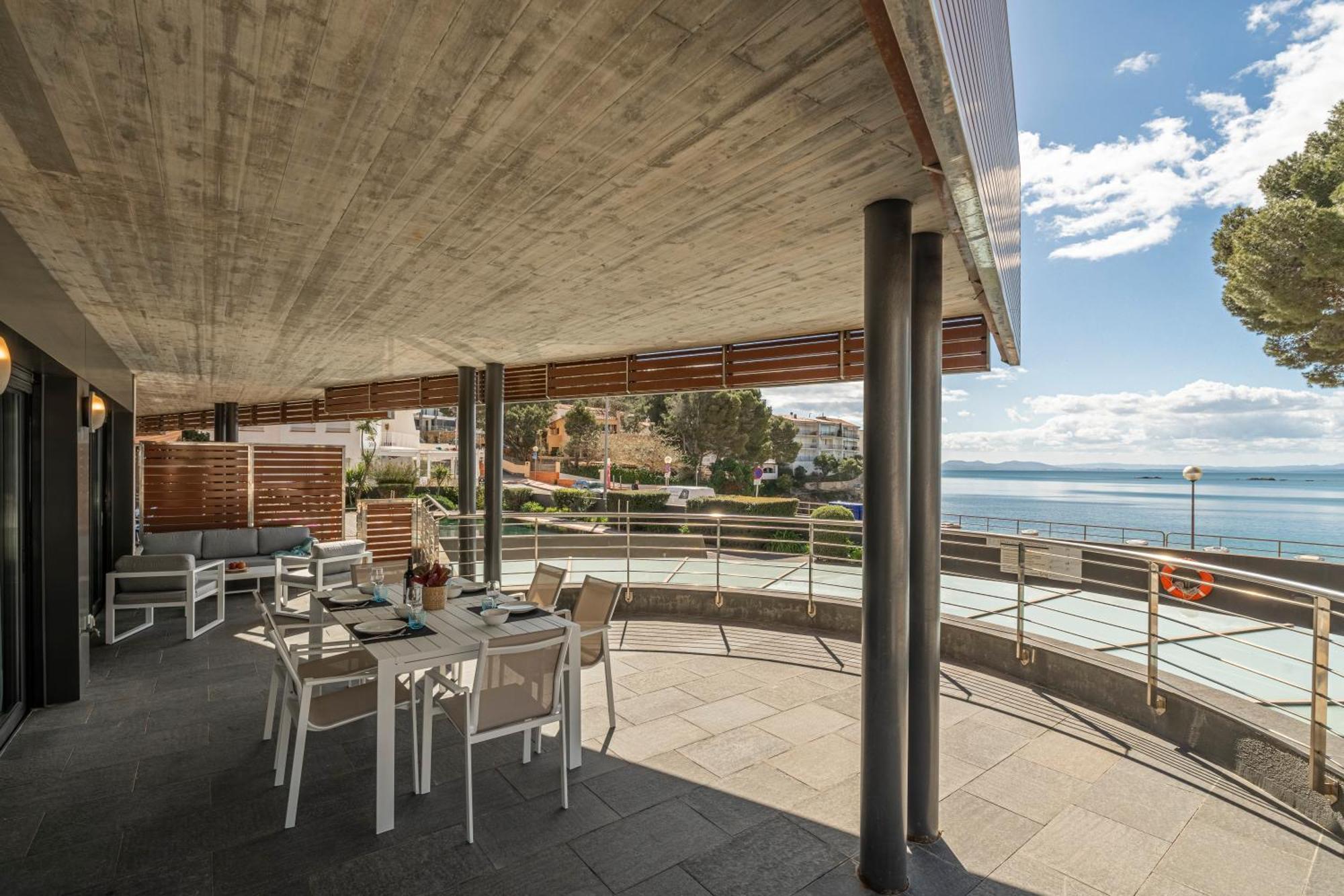 Apartamento Con Gran Terraza Delante Del Mar Росес Екстериор снимка